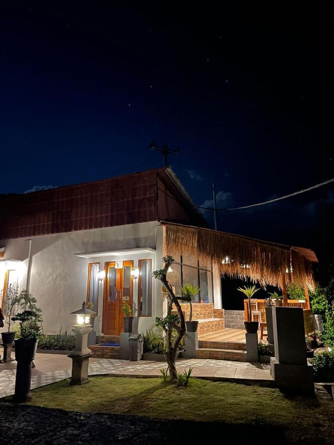 Penida Hills Hostel Batununggul Exterior foto